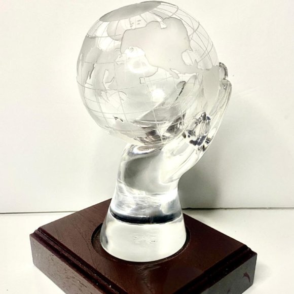 Vintage Surrealist Crystal Sculpture Hand Holding The World Globe - Picture 6 of 8